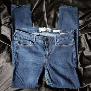 Holister 7S Low Rise Super Skinny Jeans